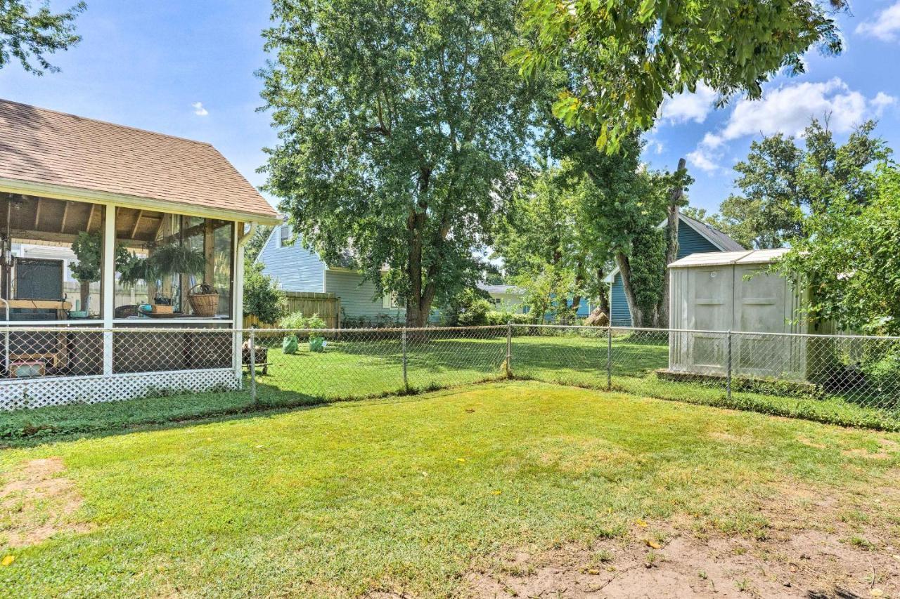 Chic Cottage With Private Yard Steps To Beach! Colonial Beach Exterior foto